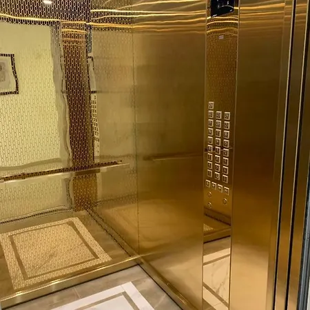 Аркадия Каманина с паркингом