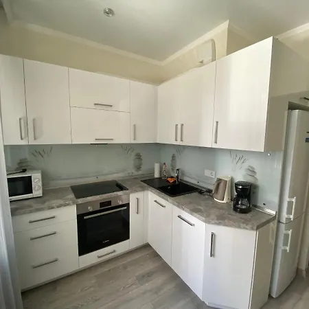 Аркадия Каманина С Паркингом Apartment